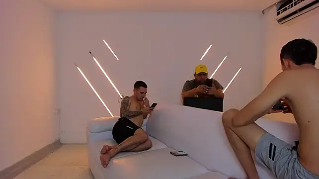 brutal_sex_room2k live cam