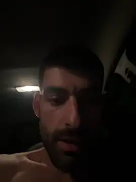 jonnibravo97 live sex cam