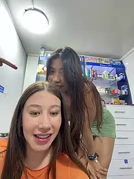 roouse live cam