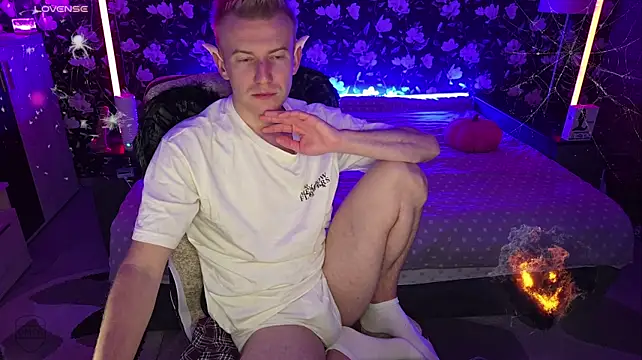 Vuitton live sex cam