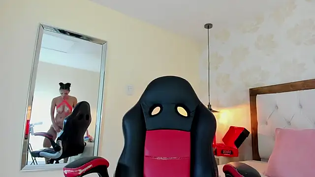 IRISCLARK1 live cam preview