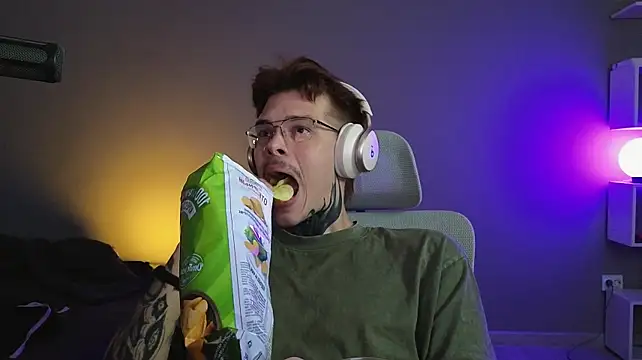 DENIS_HERE