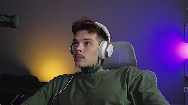 DENIS_HERE live cam preview