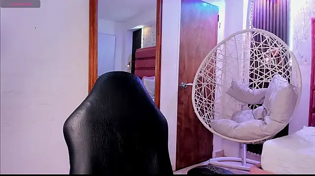 tatikanyx live cam preview