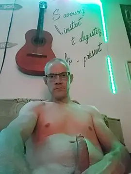 cjrrvjmooorewSghEtyGjky live cam
