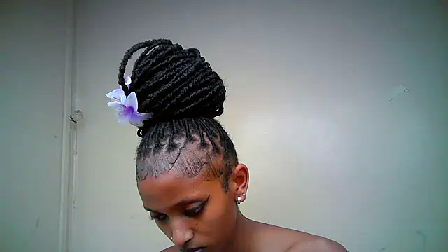 Qute_nimple