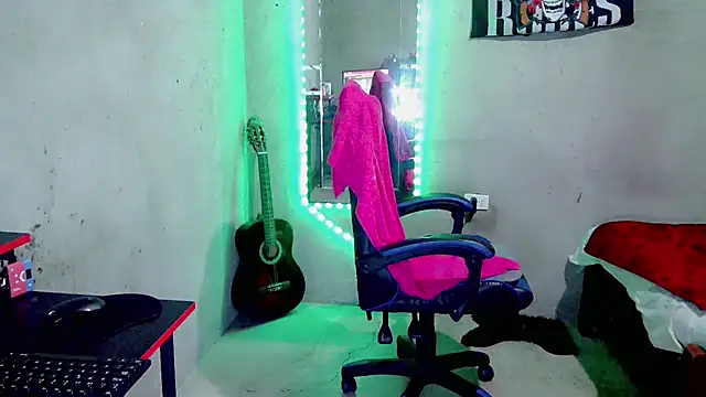Atom_Hot