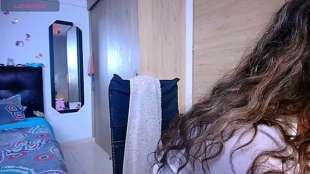 collins_megan96 live sex cam