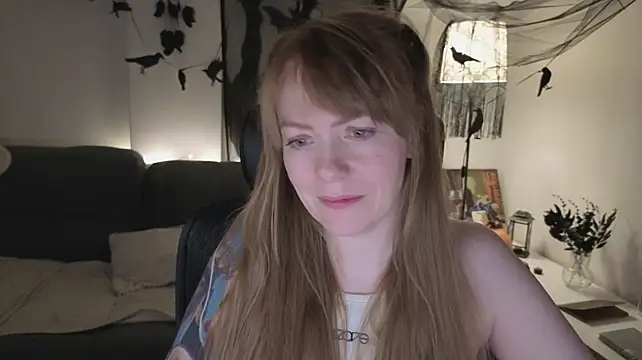 Aurora_Velvett_