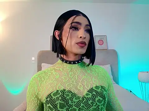 Model: KarolPortella_