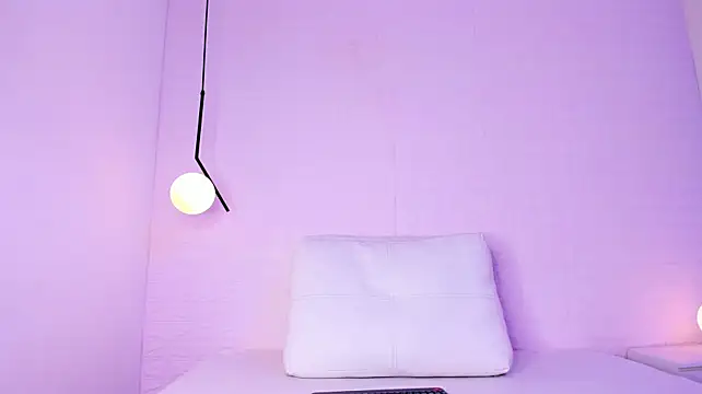 Whiney_Luxe