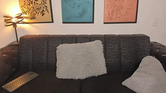 brad_martin (M young) - CUM BIG MILK ON MY CHEST