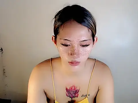 ashley_bombshell