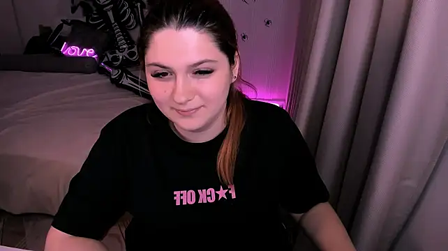 FieryMilena webcam