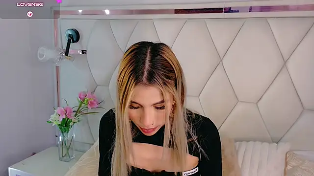 AriaSaint webcam