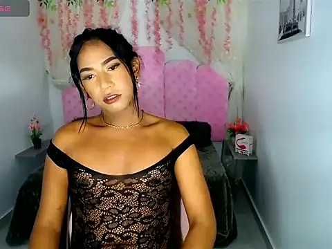 NICOLLE_CORTEZ