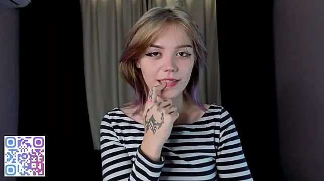 KarriKasel webcam