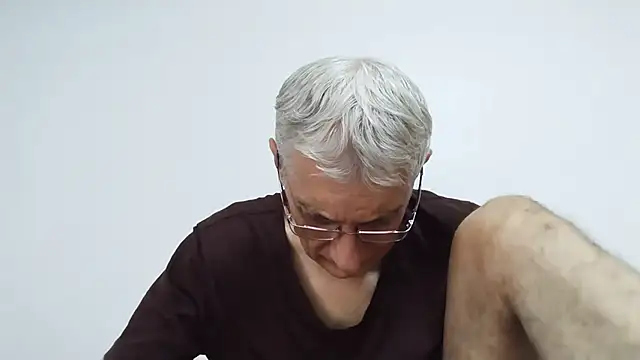 BIGUNCUTHARDCOCK