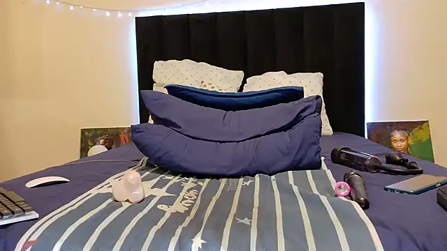chloechrome live cam preview