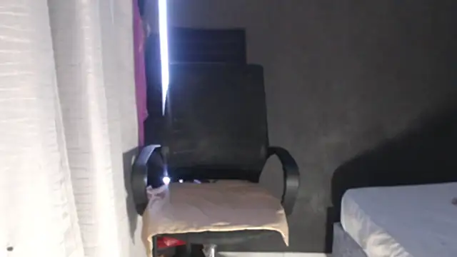 SusanLeroy live cam preview