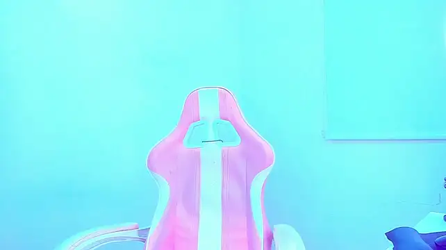 Ariana_f