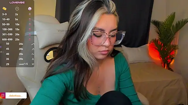 dakottaa_