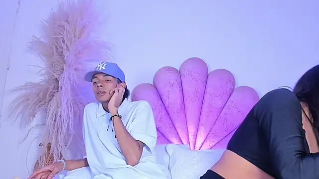 candyandmarilyn (G teen) - kiss tits