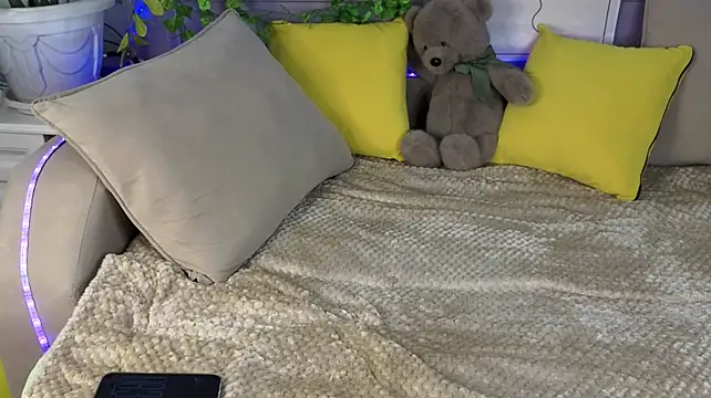 Yan_Cat live cam