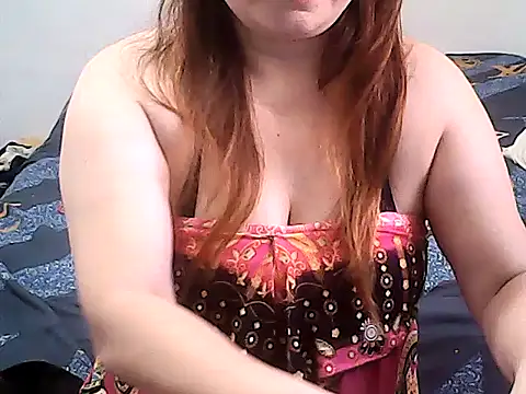 HornyWetholes webcam