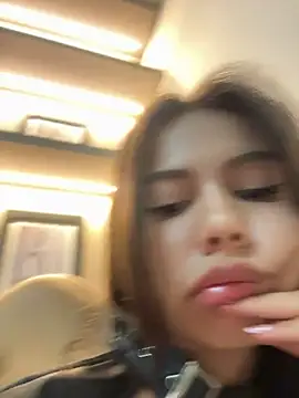 AleeshaCameron2