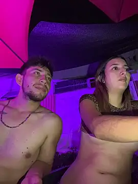 Luke_and_Liah webcam