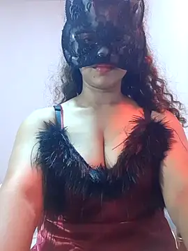 chathunii (F milf) - Boobs Show