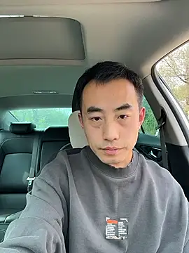 xiaojun0371 (Ask my age) - 户外打飞机