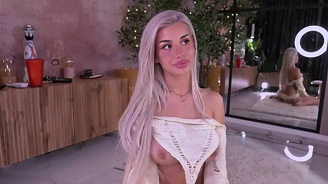 Serene_Sophiex webcam