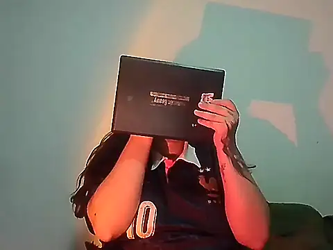 creepyh0e_