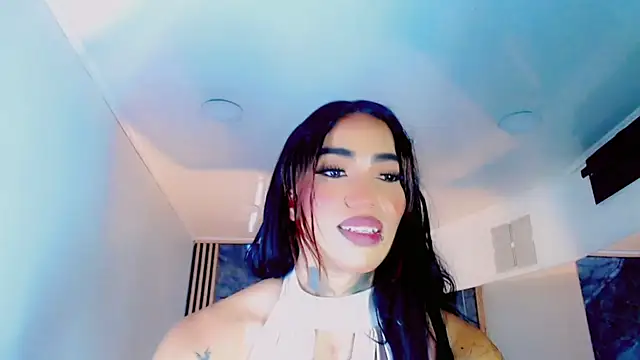 Model: KathaSexyHott