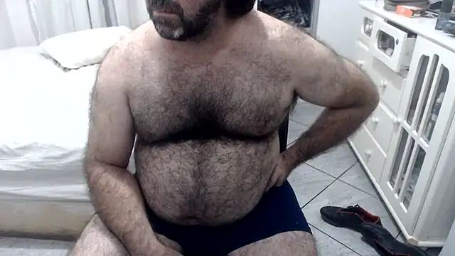 MysterBearMG live cam