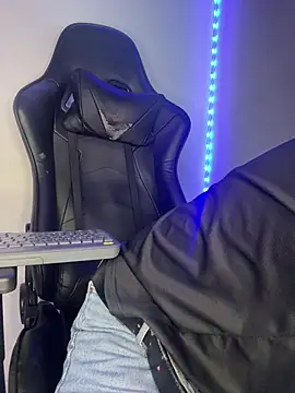 Liam_Mateo webcam