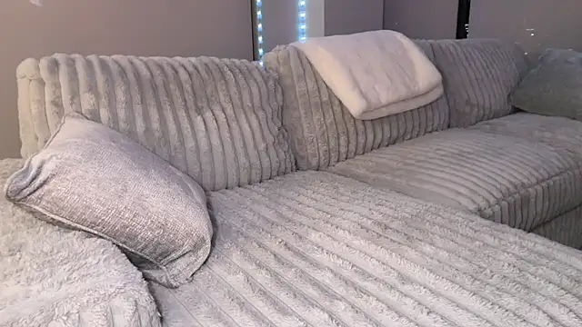 anyaa777 live cam