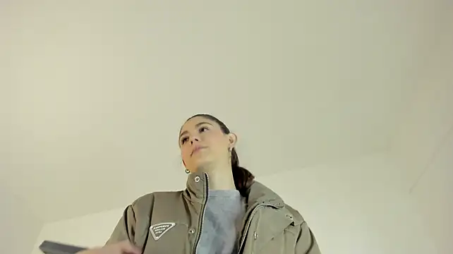 AnnyCherry_