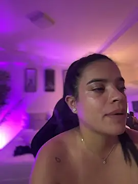 JuanitaMore01
