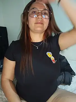 samm_curvy