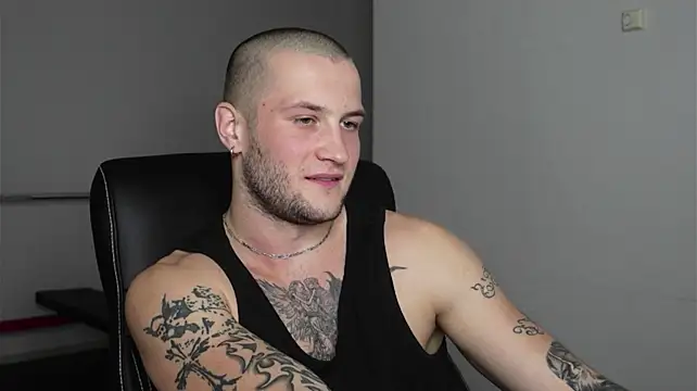 igor_wilde (M twink) - Only underwear
