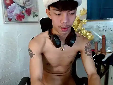 yourbabyjerson143 (M young) - welcome to my room help me here have fun