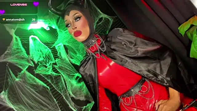 limitlessgoddes_mistress (T young) - HALLOWEEN SPECIAL?  TRICK OR  TREAT?