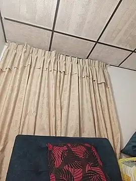 isisblake's live room