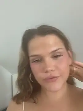 LanaBlue18 live cam
