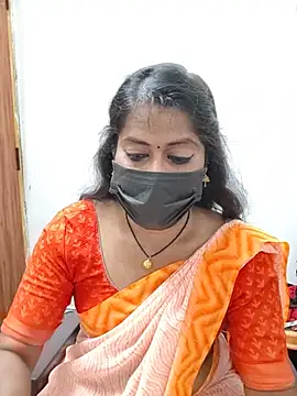 tamil_Sigappu_Roja