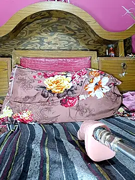 deeptihotgirl en live webcam