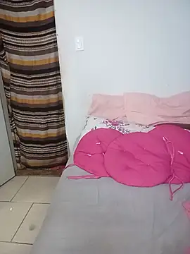 QueenLorena25
